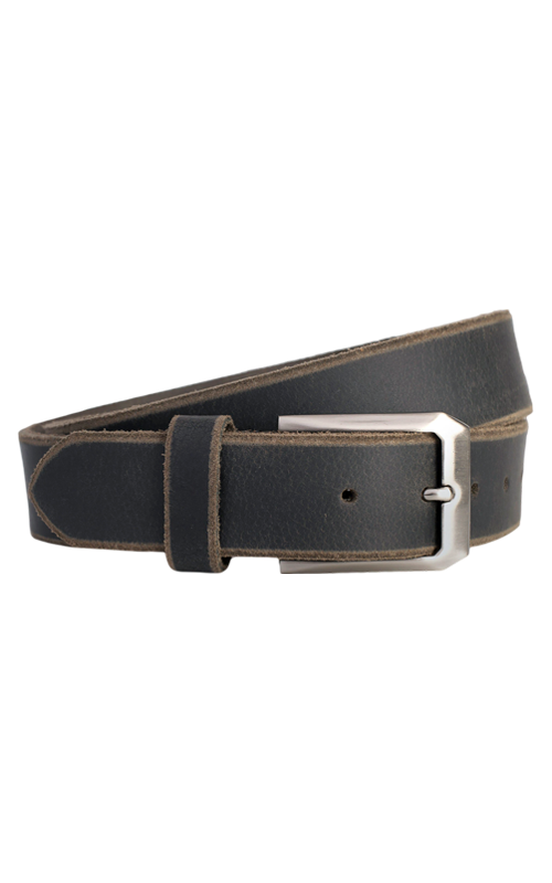 black-leather-belt-